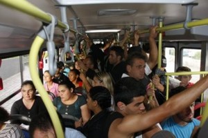 onibus lotado